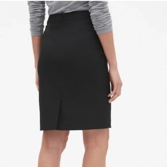 BANANA REPUBLIC Outlet Classic Black Women's Stretch Skirt- 4 - Picture 2 of 10